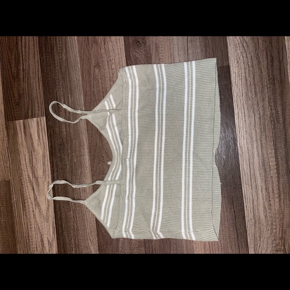 Forever 21 Striped Crop Top 💚 - Picture 2 of 2